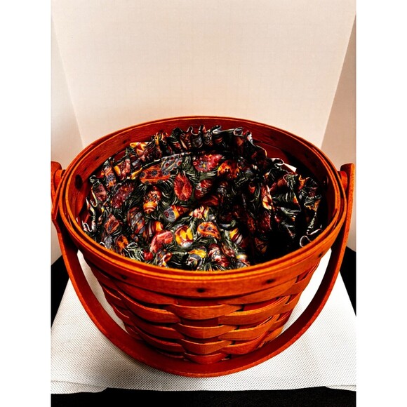 Longaberger 1996 Easter Basket with Cover, Vtg Dresden OH USA 12912 - Picture 2 of 5